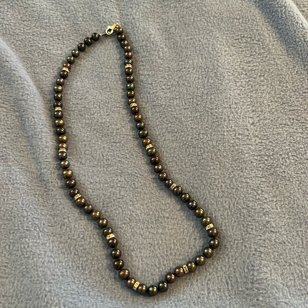 NWOT, The Bradford Exchange 18 inch necklace